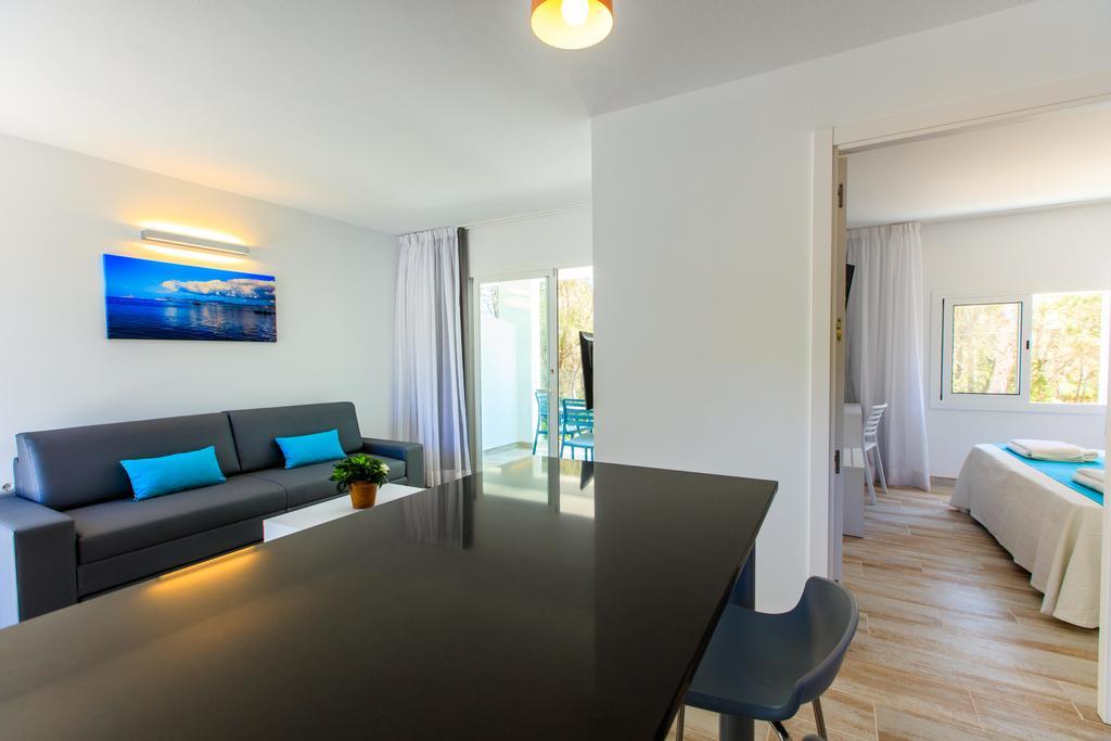 Pinos Playa Suites Playa Migjorn Exterior foto
